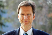 Dr. Alexander Suyter